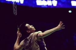 华体会-球员激烈角逐，冠军荣耀向谁屈指