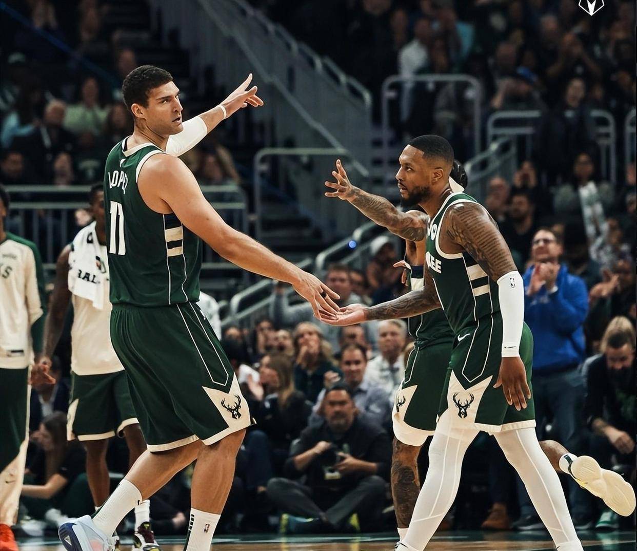 雄鹿击败马刺，字母哥表现全面领军