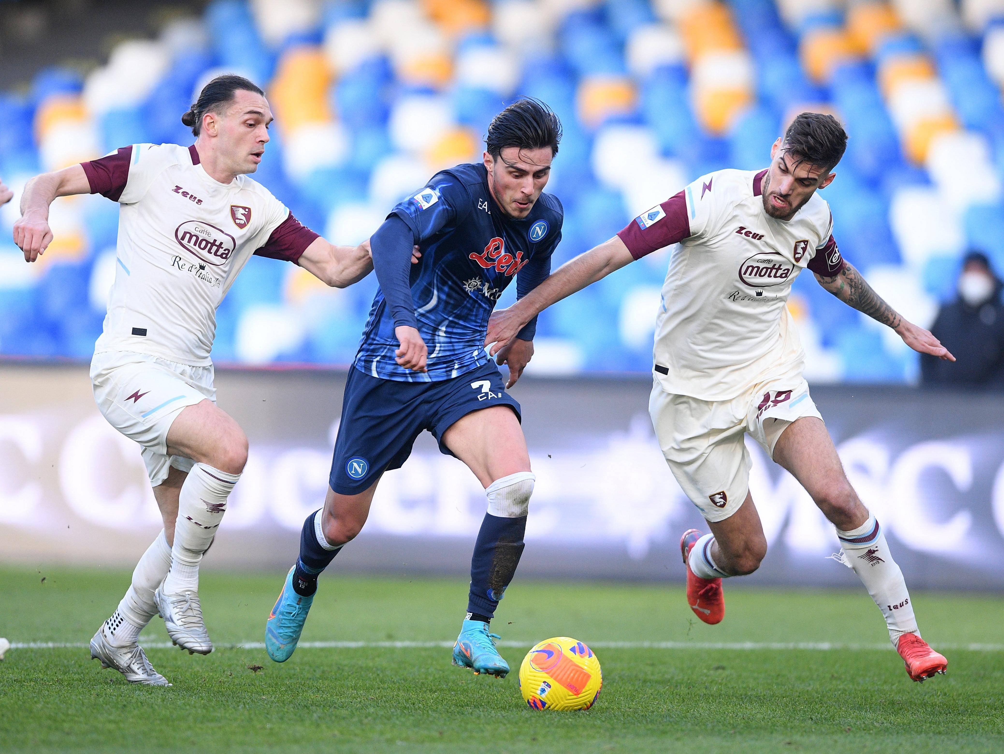 圣保利球员实现完美表现,取得胜利 圣保利球员实现完美表现,取得胜利