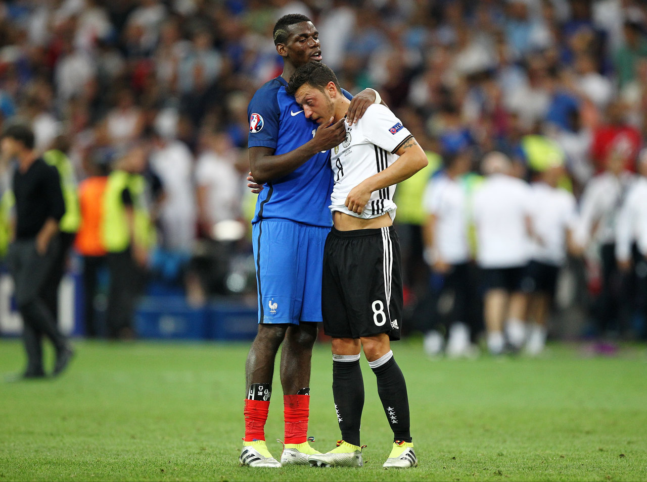 日本队碾压德国队，黄鸭组合统治全场的简单介绍