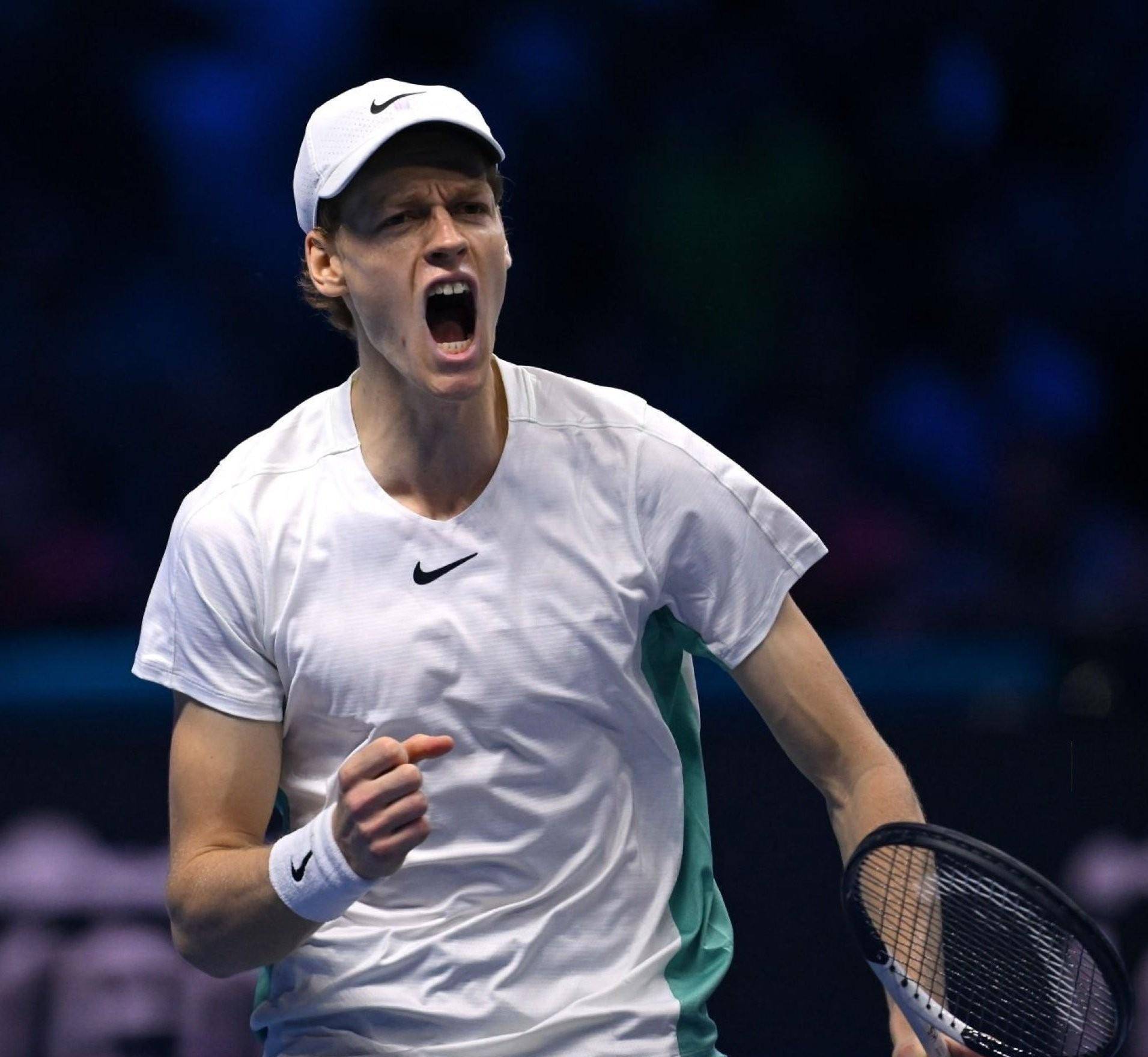 包含拉沃尔杯横扫年终总决赛，德约科维奇刷新纪录的词条